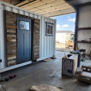Container residenziale moderno e rustico, di nuova costruzione